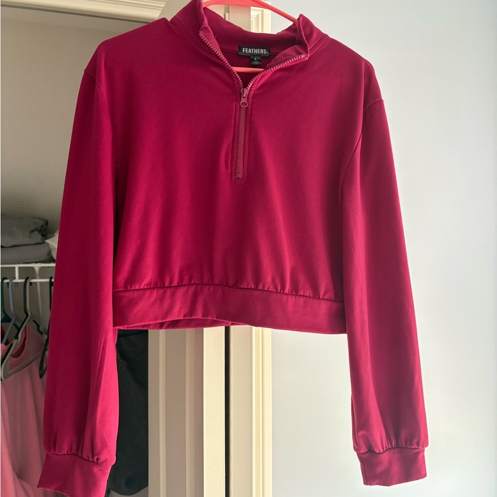 Feathers Women's Red Cropped Top